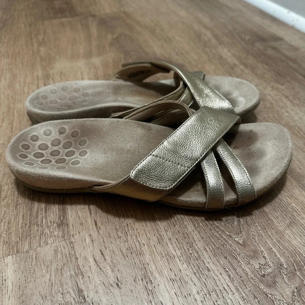 Vionic | Zarie Gold Metallic Cross Strap Orthotic Comfort Slide Sandal, Size 10W